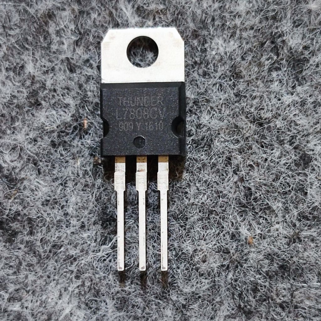 IC L 7808 L7808 KW II