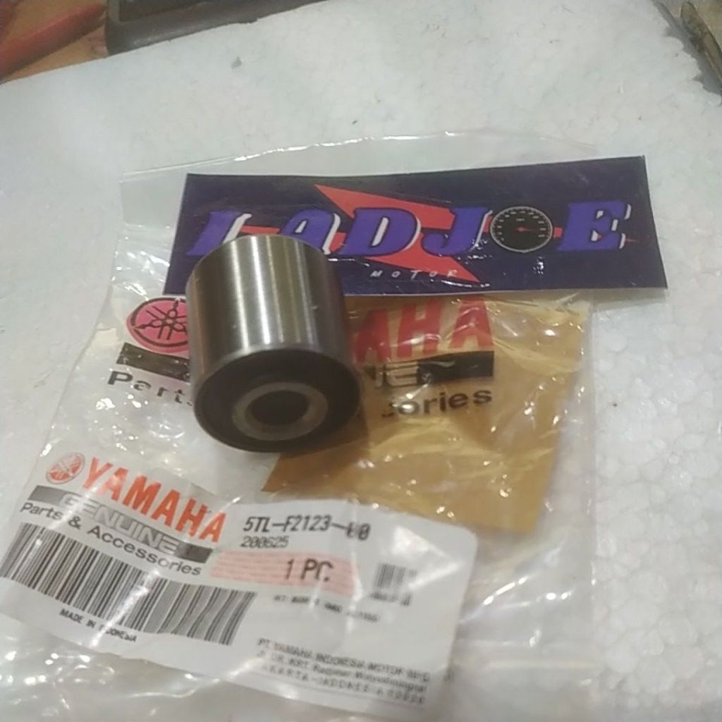 แขนบุช/ขายึดเครื่องบุช/Mio old/5tl-f2123-00/yamaha