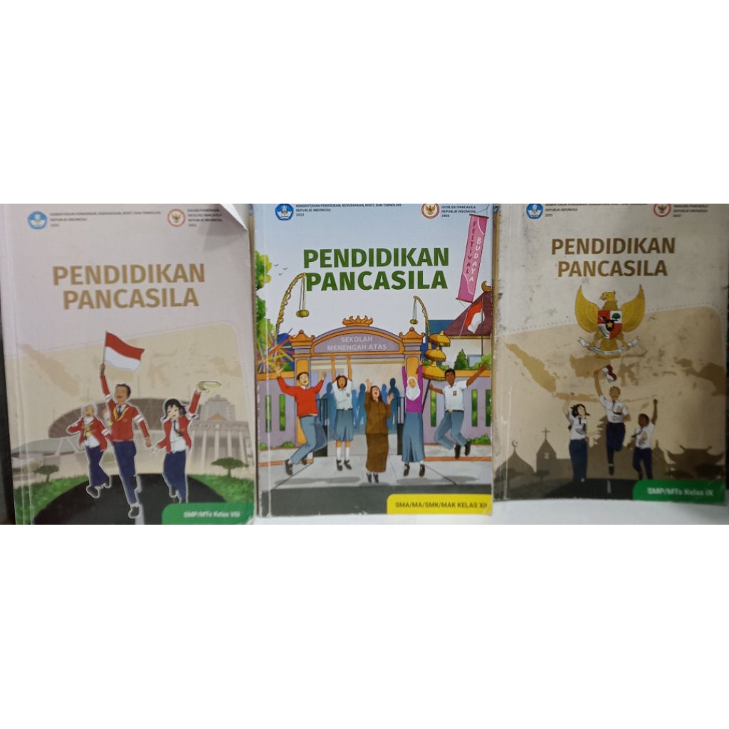 CLASS 8 SMP PANCASILA EDUCATION BOOK, CLASS 12 HIGH SCHOOL PANCASILA EDUCATION, และ CLASS 9 SMP PANC