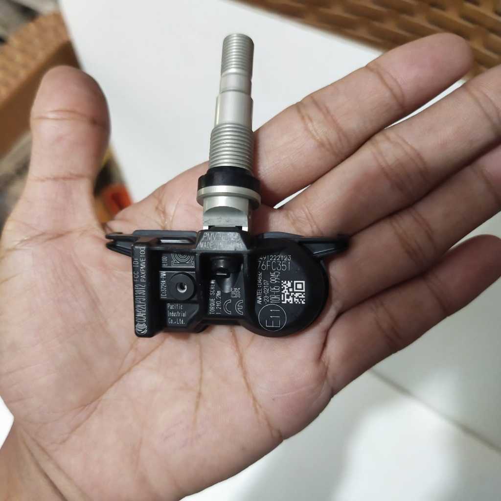 เซ็นเซอร์แรงดันลมยาง TPMS Fortuner GR VRZ SRZ Hilux Revo Innova เกิดใหม่เดิม