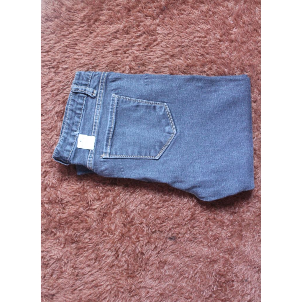 กางเกงยีนส์สีดํา "30 made in korea" วัสดุเดนิม size S no. 27 รอบเอว 74 cm pj 88