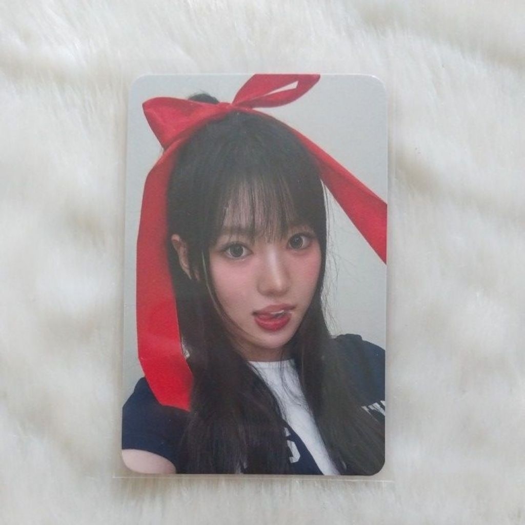 [OFFICIAL] PHOTOCARD KIIIKIII THE 1st EP UNCUT GEM SUI POB MAKESTAR VCE 2.0 _ SUI RIBBON VER