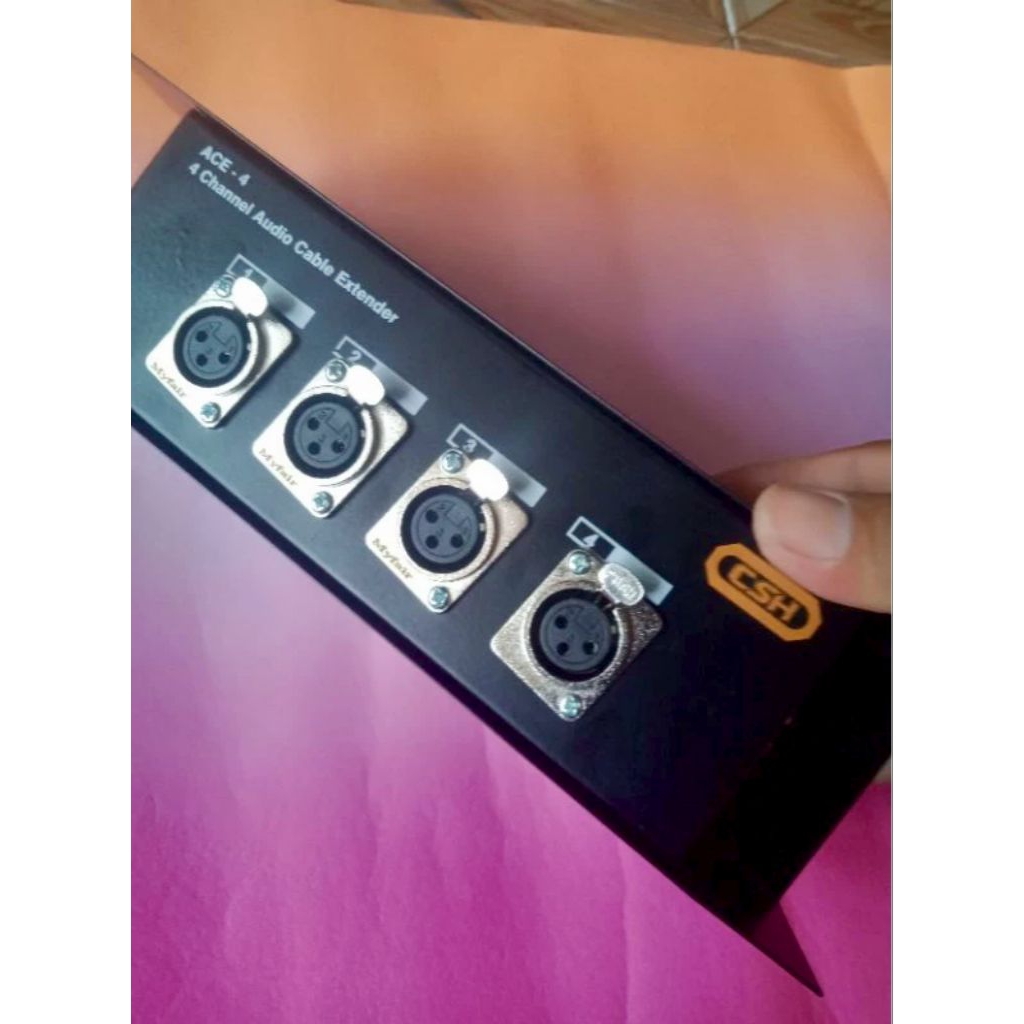 SNAKE CABLE BOX / BOX CONTAINS 4 CHANNELS COMPLETE IN 1 OUT 4