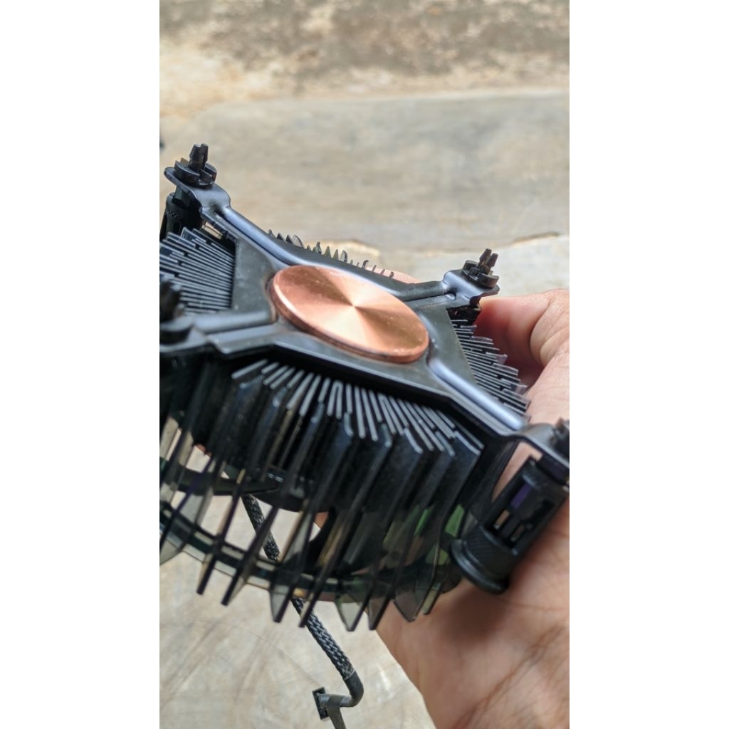 Intel Gen 12 LGA 1700 Stock Cooler - พัดลมระบายความร้อนคอมพิวเตอร์พร้อมซ็อกเก็ต LGA 1700 จาก Intel