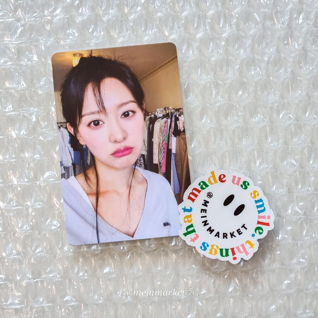 Photocard อย่างเป็นทางการ Kim Jiwon เป็นพีซีแฟนประชุมของฉัน
