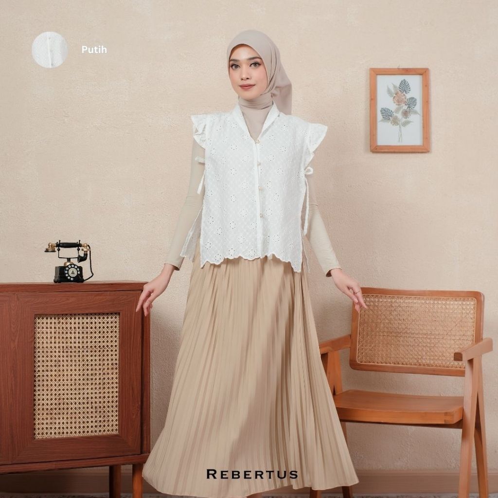 Rebertus Nabil Womens Brocade Outer