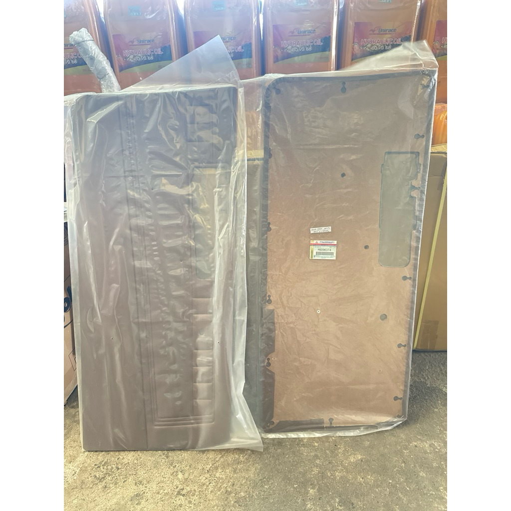 มือเปิดประตู ประตูหลัง PS100 PS120 Umplund Original Mitsubishi 100% MB096373 MB MB MB MB MB MB MB096