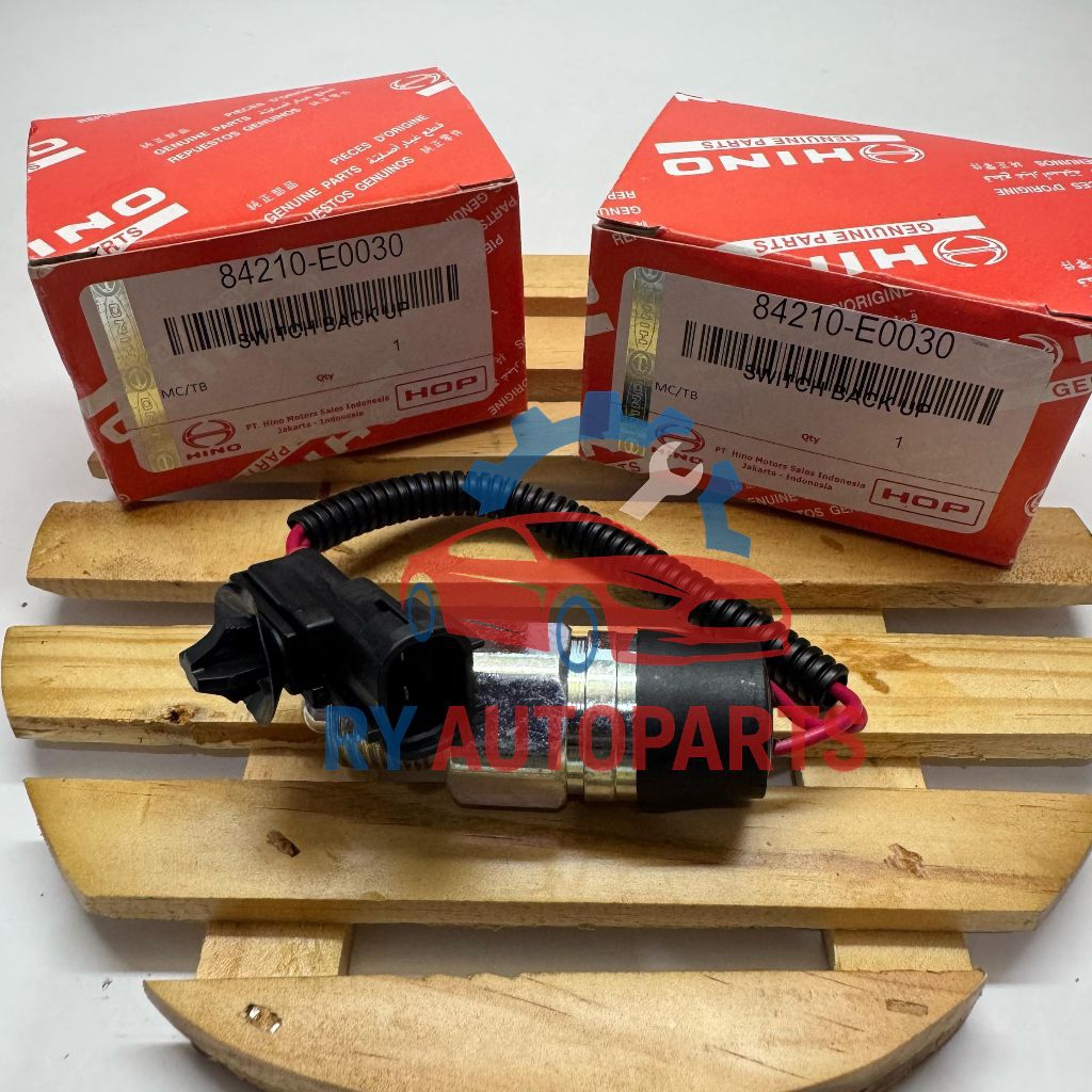 Hino Lohan Hino 500 Back Up Reverse Switch 84210-E0030