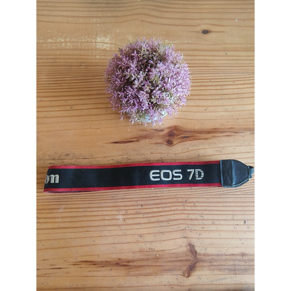 สายคล้องกล้อง Canon 7D ของแท้ มือสอง