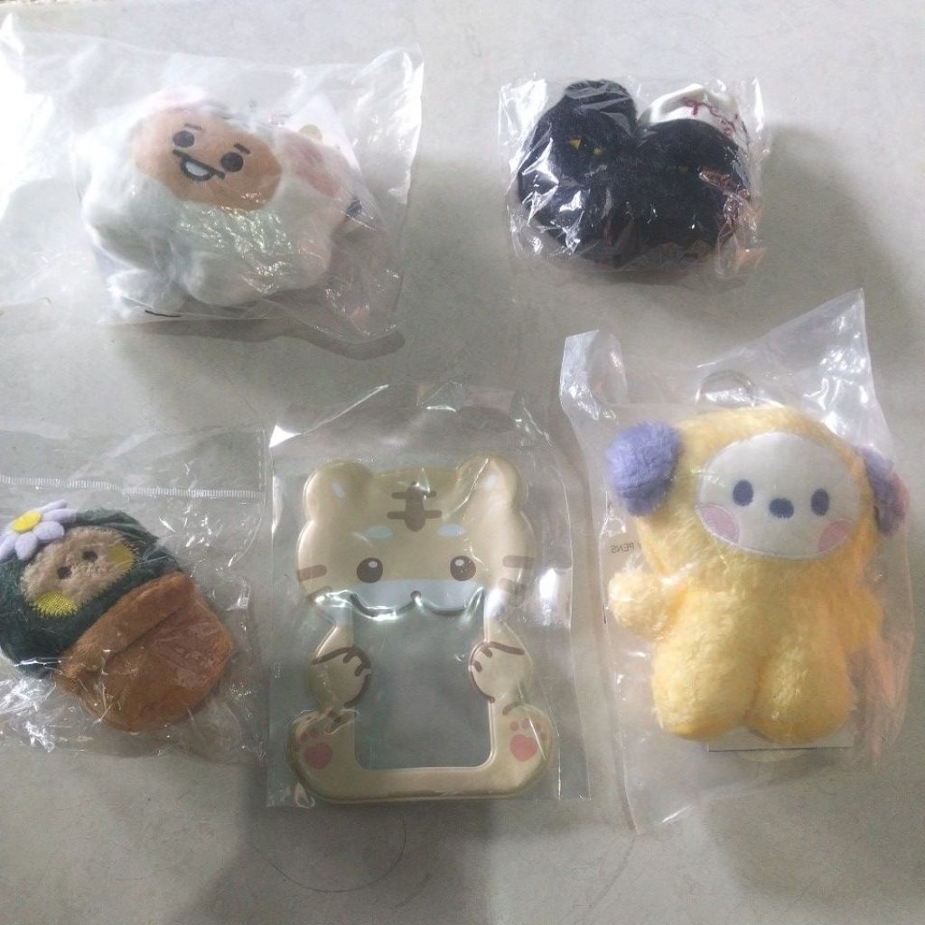 พวงกุญแจ bt21 koya**