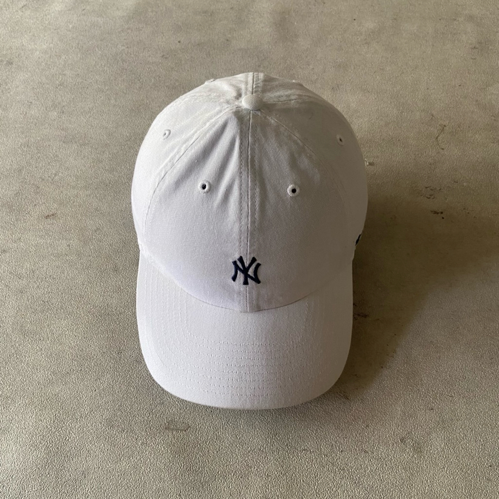 MLB NY Yankees Hat by 47 Brand - หมวกปรับระดับได้