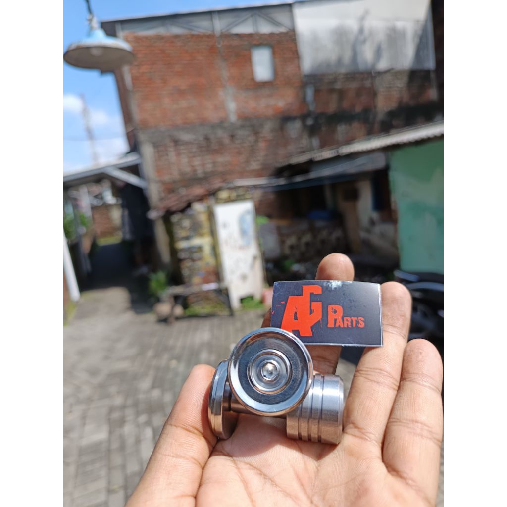 SHOCK MOUNT/TOP SHOCK MOUNT