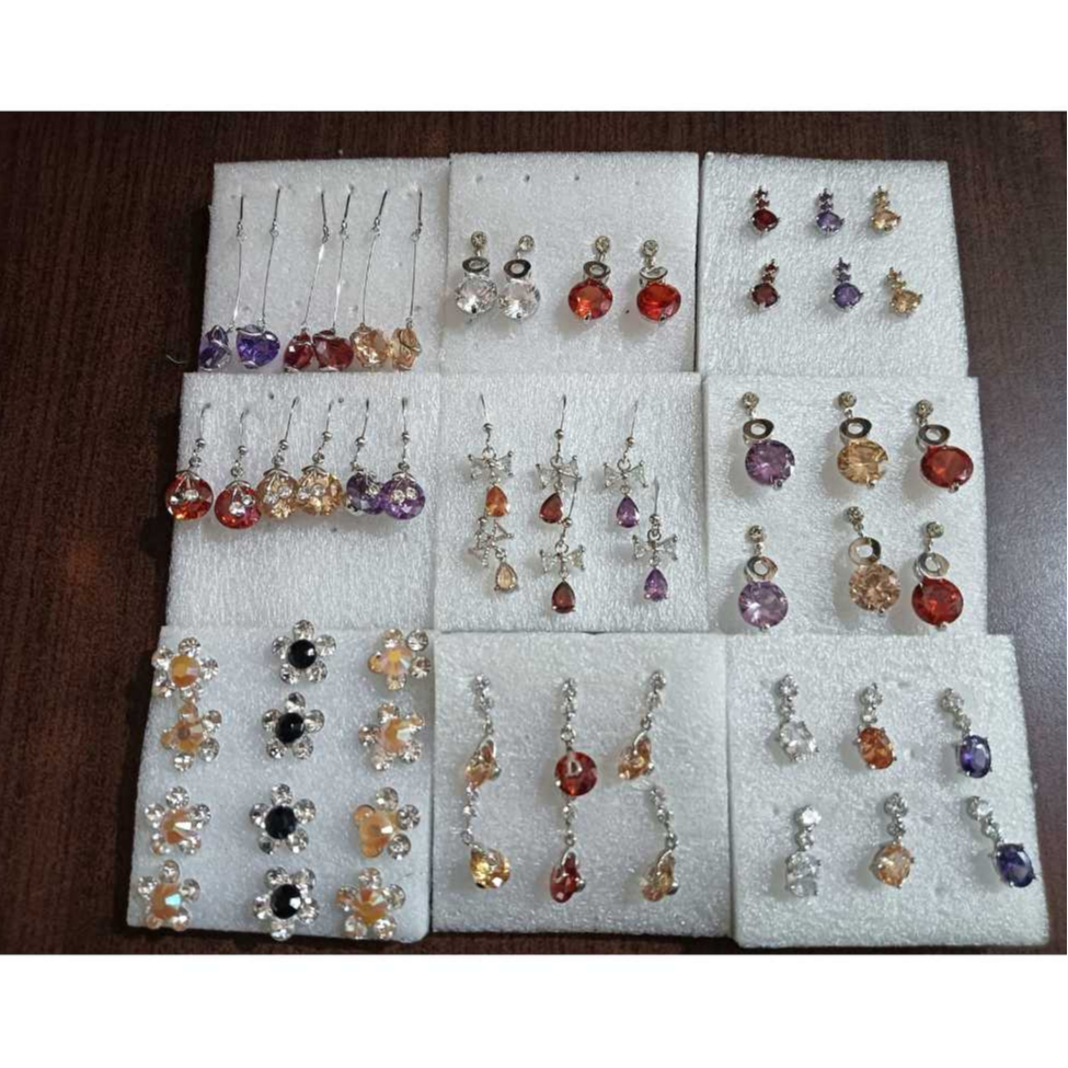 ต่างหูผู้หญิง SQUARE (1 กล่อง)