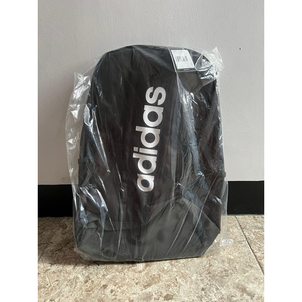ต้นฉบับ 100% adidas Lifestyle Linear Backpack Unisex สีดํา JD9556