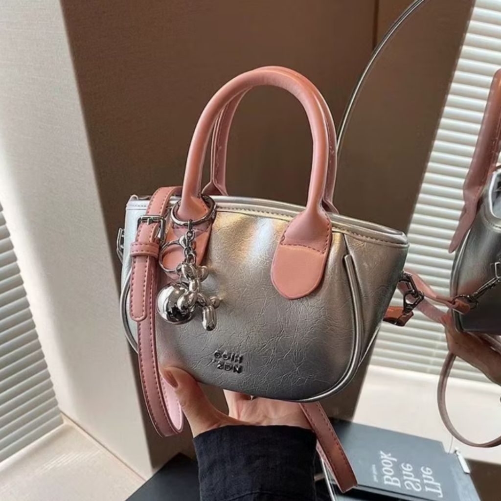 K89 PREMIUM SLING BAG