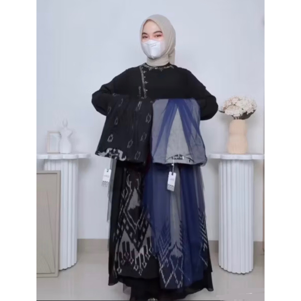 MARIPOSA OUTFIT COUPLE WOVEN WIDDING PARTY LATEST DRESS