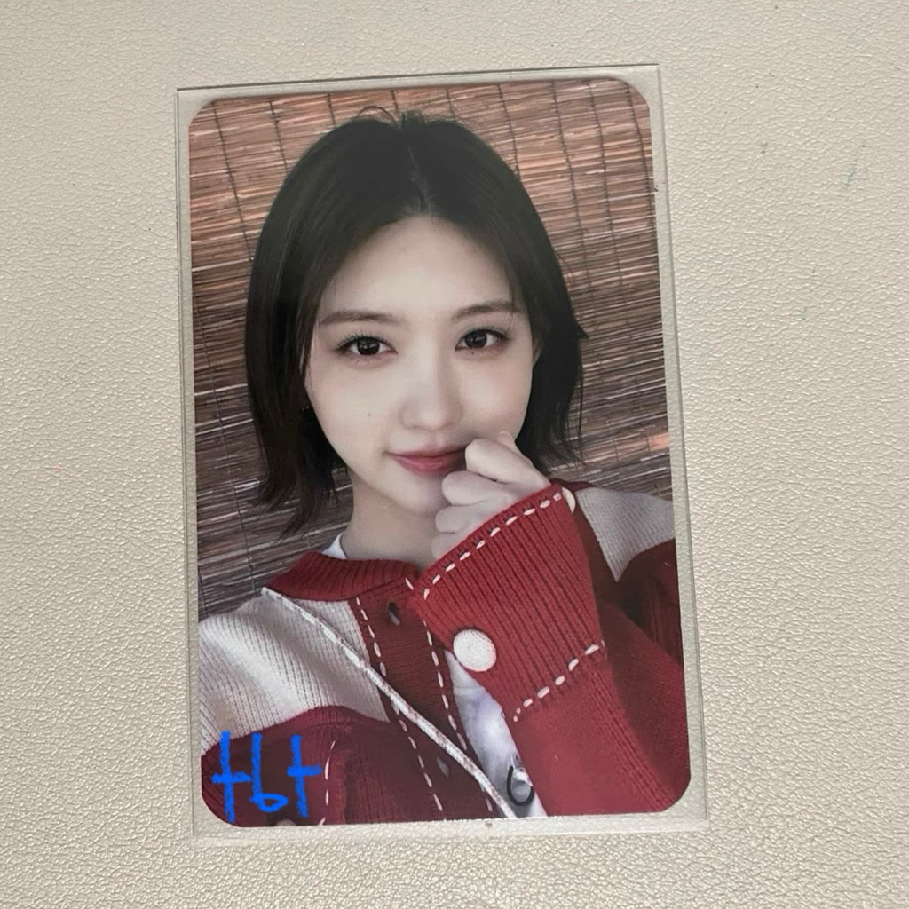 OFFICIAL - Photocard of Gaeul IVE IVE Beatroad