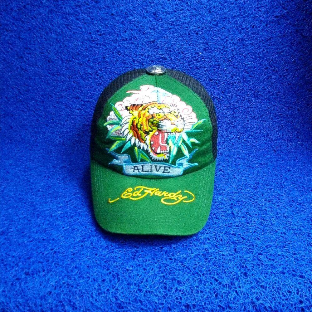 หมวกตาข่าย edhardy มือสองดั้งเดิม