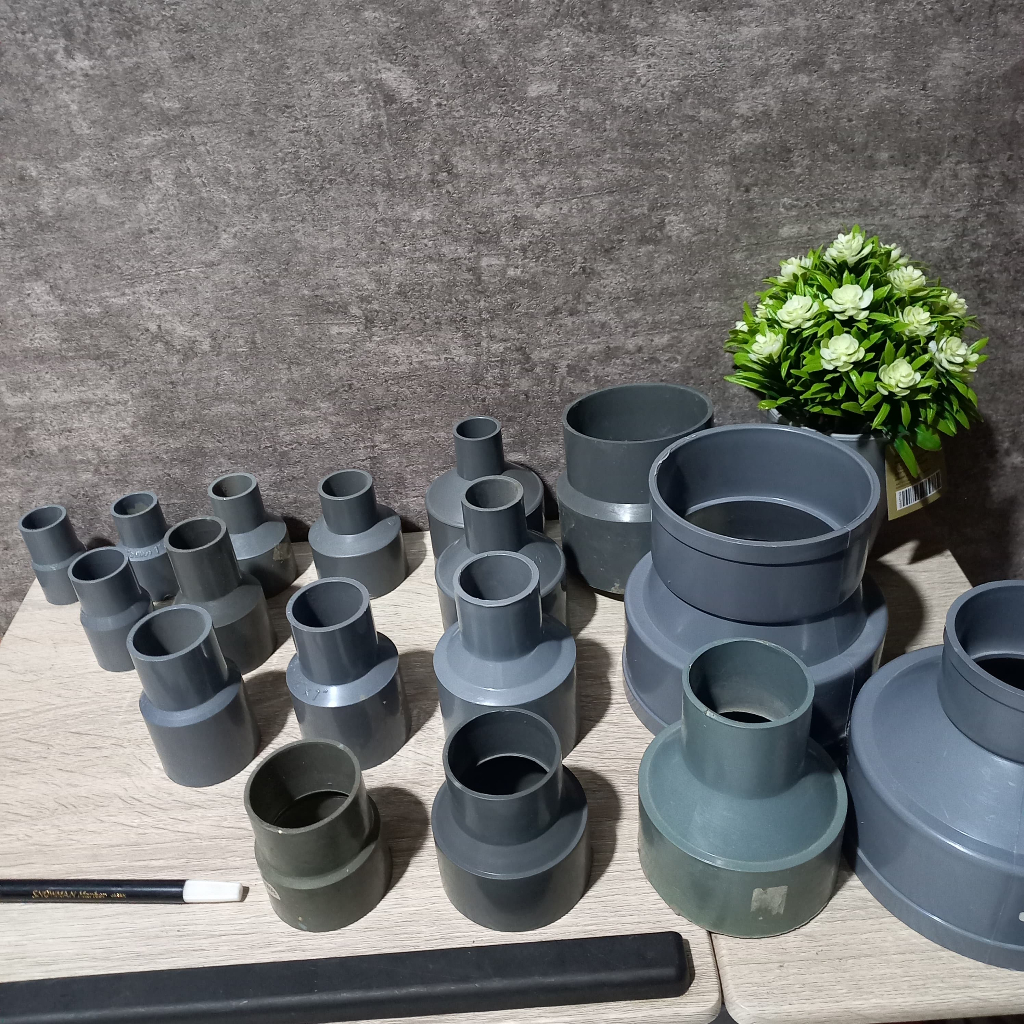 ท่อกว่าถุงเท้า / ท่อลด / ท่อถุงเท้า V 1/2" x 3/4 ถึง 4 x 3