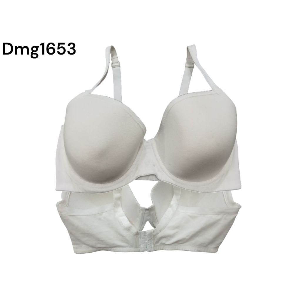 P Dmg1653 บราแบรนด์ by Esmara บราโฟมมีสาย Rijeck bra ไซส์ 38D