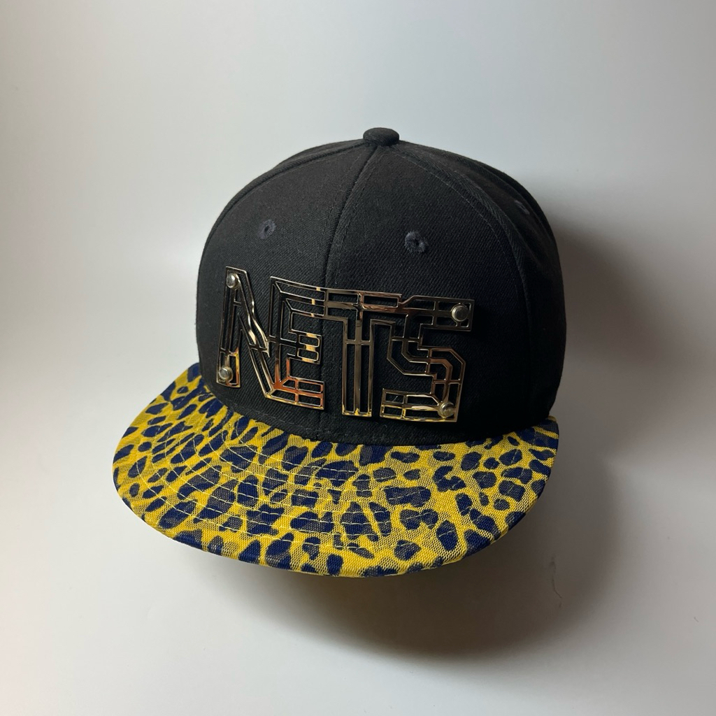 หมวก NBA Brooklyn Nets Snapback โลโก้เหล็ก