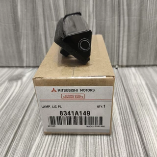 Original Mitsubishi Xpander Pajero Montero Mirage 8341A149 ไฟส่องป้ายทะเบียน Mica