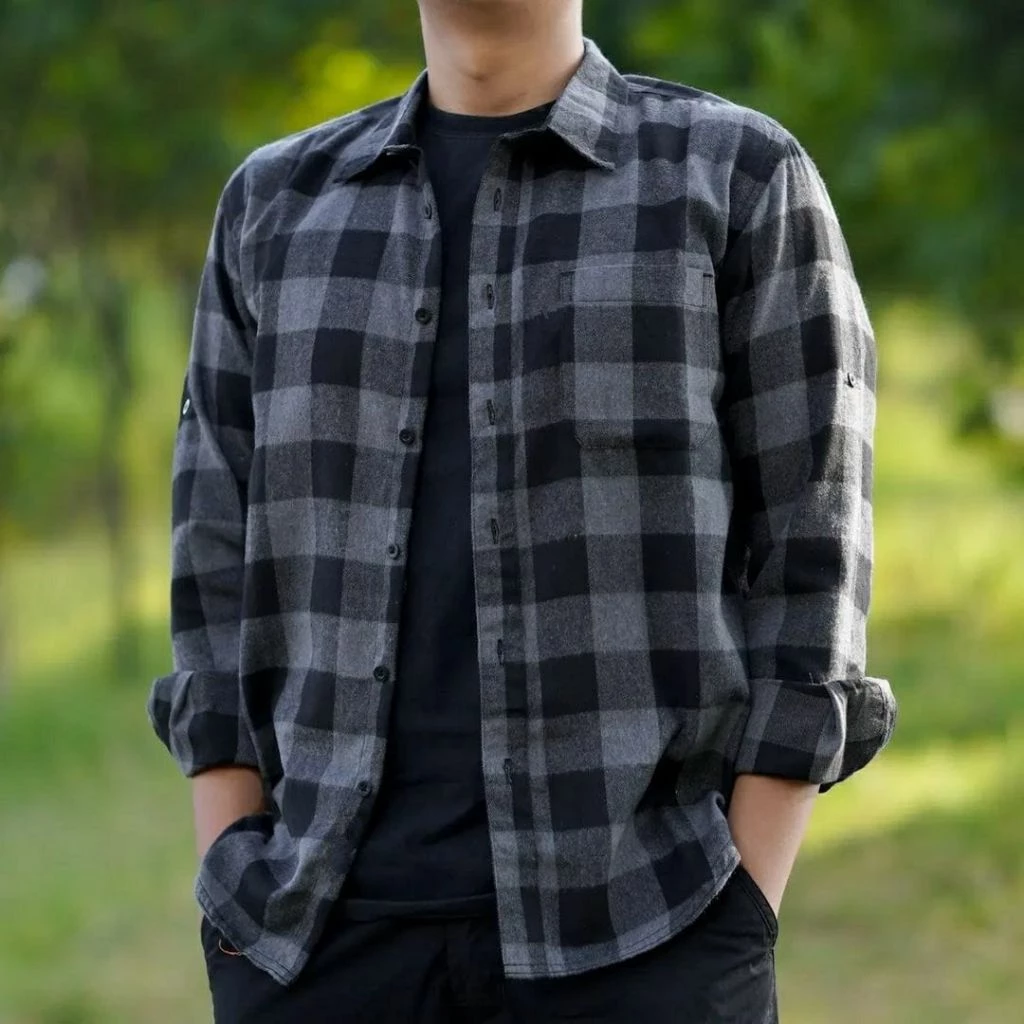 KEMEJA ใหม่ล่าสุด PLAID FLANEL SHIRT CASUAL SHIRT UNISEX FLANEL SHIRT สําหรับผู้ชายและผู้หญิง