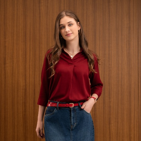 C2 Kavita เสื้อเบลาส์พื้นฐานสีแดงสําหรับผู้หญิง