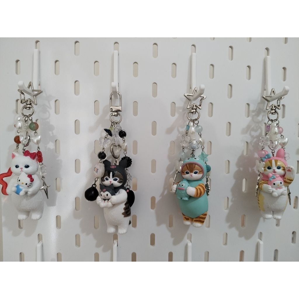 พวงกุญแจ GANTUNGAN Mofusand