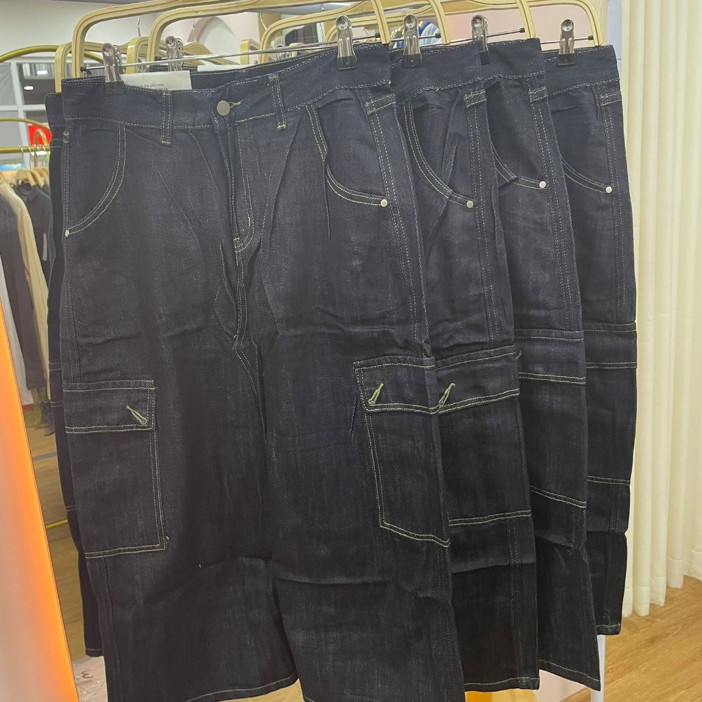 LAILA SKRIT CARGO JEANS