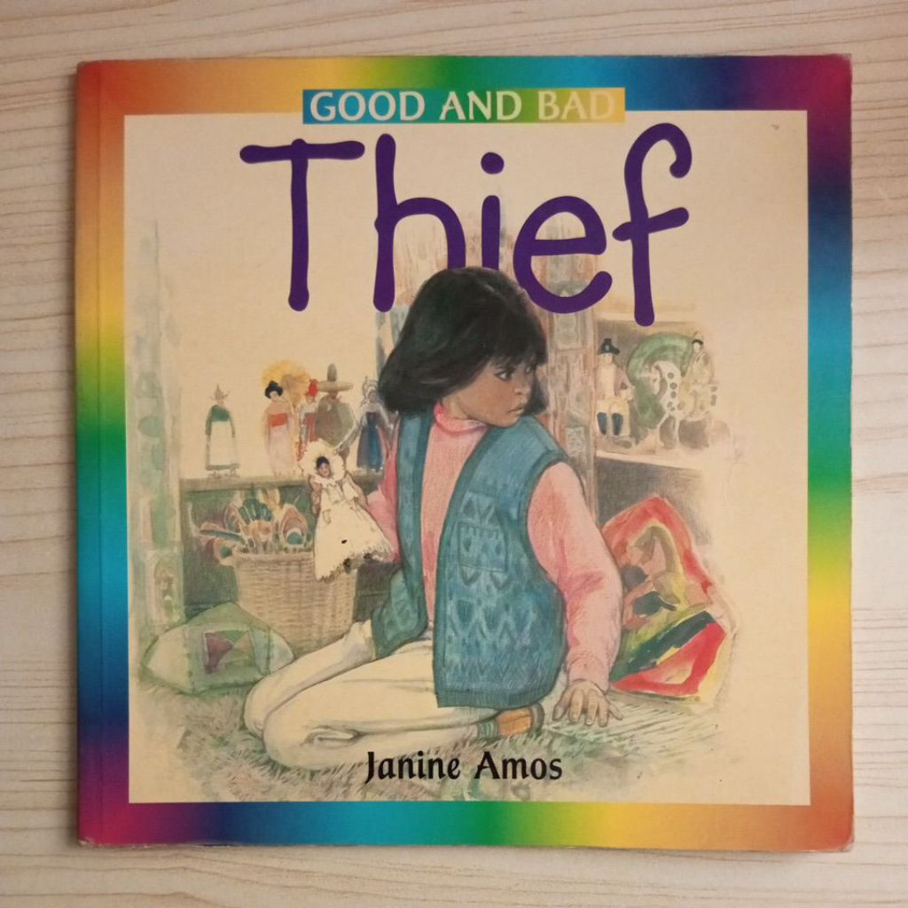 หนังสือที่ดีและไม่ดี โดย JANINE AMOS