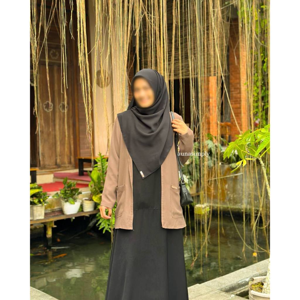 Aerin Outer โดย Auna Simply Mazen Anti UV Sultan