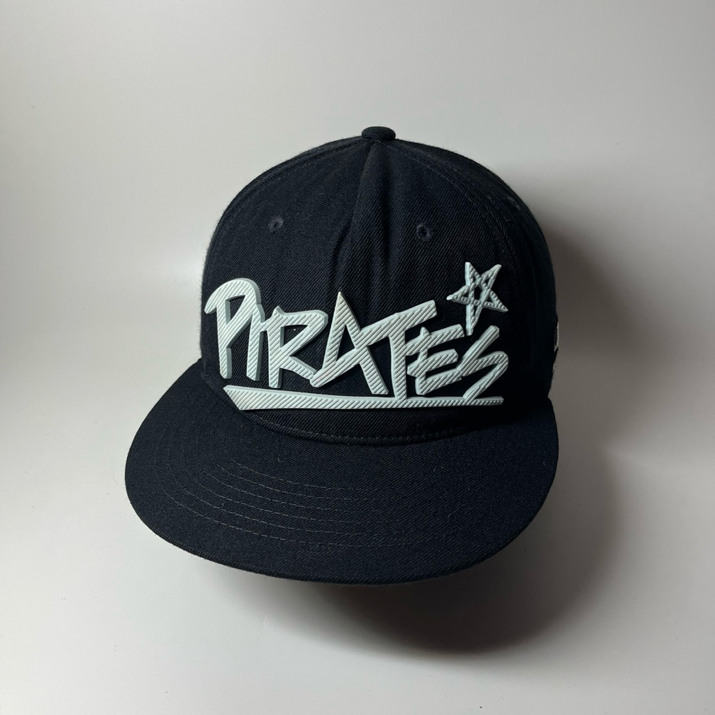 หมวก Snapback โจรสลัด MLB