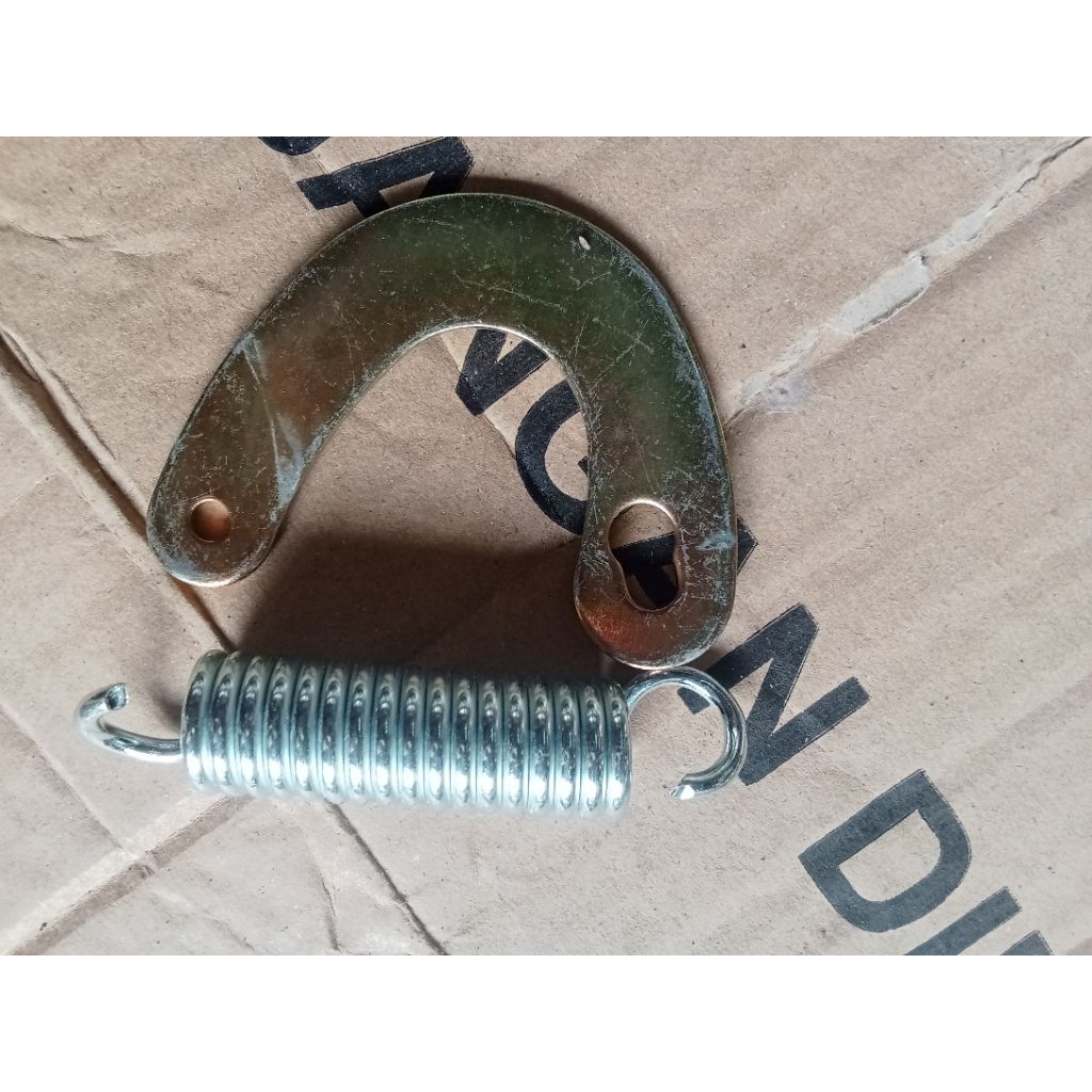 สปริงเกือกม้าแฮนด์ Jagang Jagrak กลาง Yamaha V75 V80 L2 L2G L2S YL1 YL2 Yas1 AS3 RX100 RS100 U5 U7