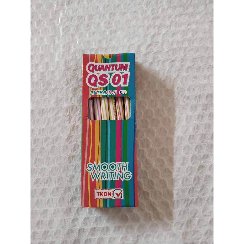 (1 แพ็ค) ปากกาลูกลื่น Quantum QS 01 12 ชิ้น