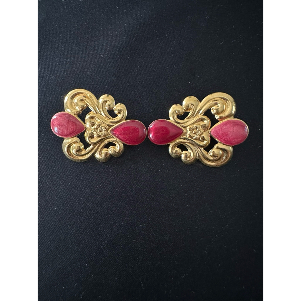 Avon Artful Expressions ต่างหูหนีบ