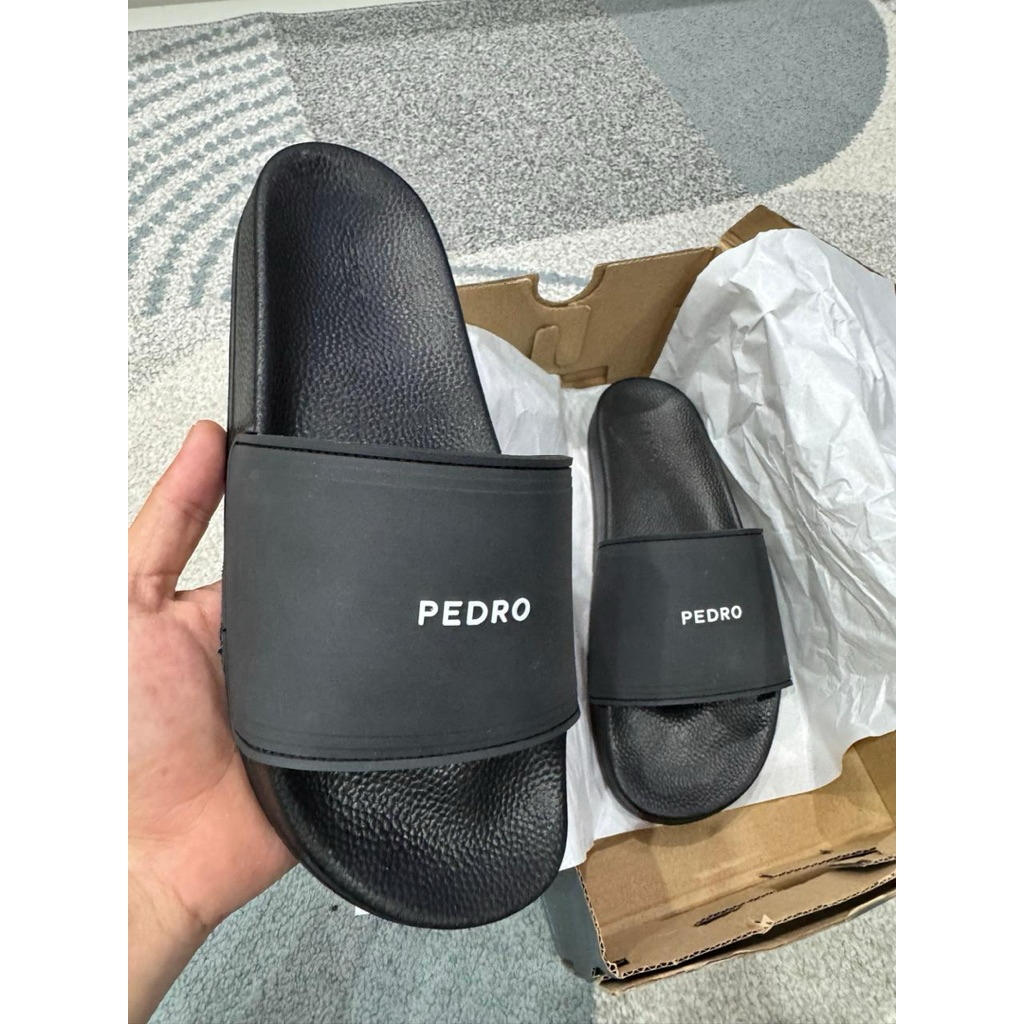 NEW Pedro freeee booooks slip one รองเท้าแตะ
