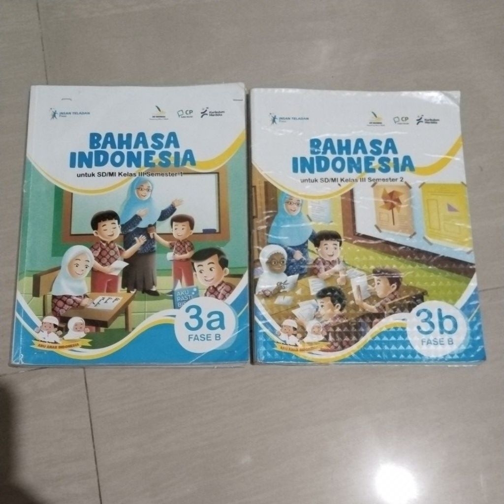 2 หนังสือต้นฉบับหนังสือ INDONESIAN LANGUAGE BOOKS (FEASE B) องค์ประกอบ SCHOOL GRADE IIIA/IIIB/3A/3B 
