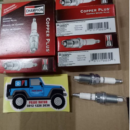 Champion Jeep Cherokee XJ Country Grand Cherokee ZJ Wrangler YJ หัวเทียน