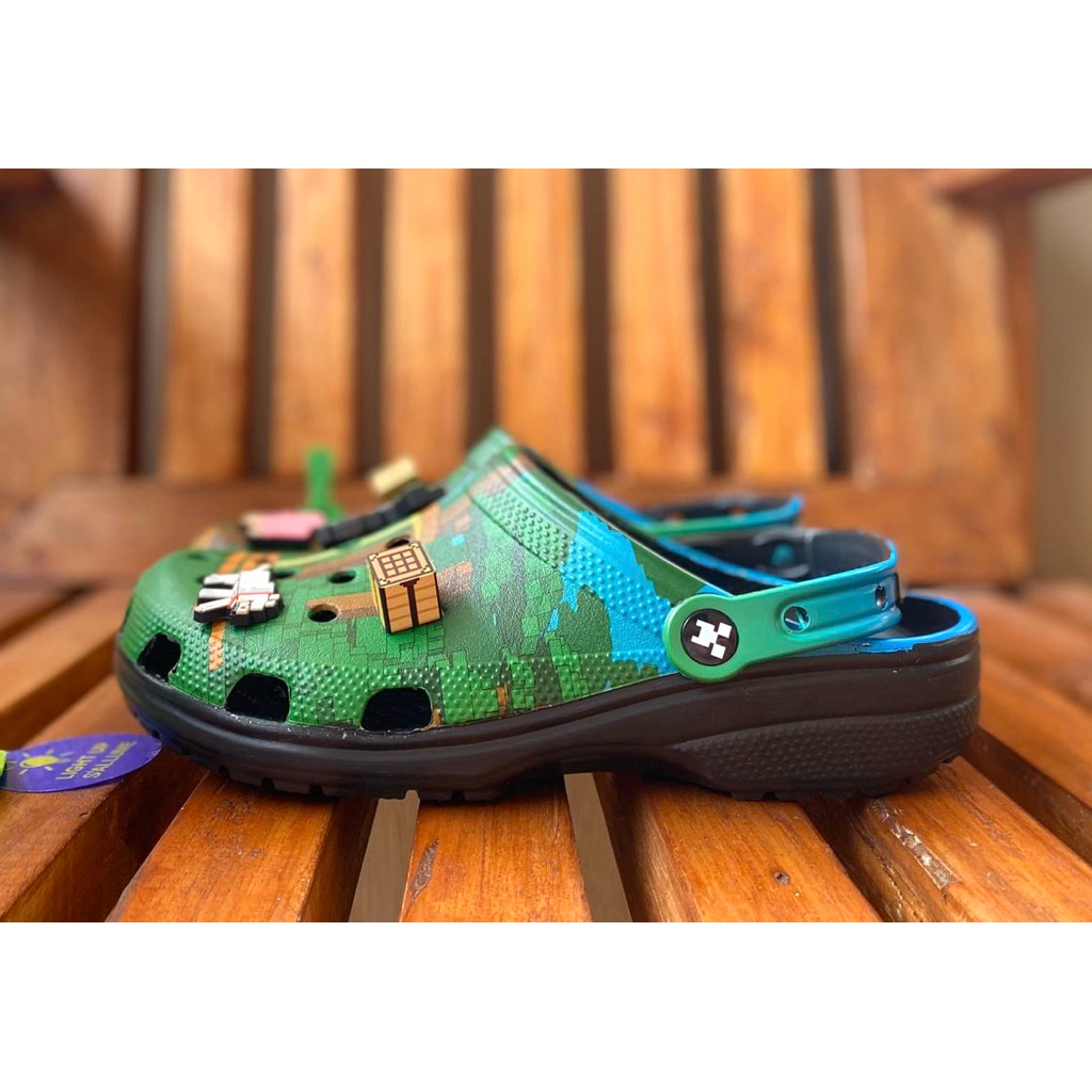 Crocs Classic Minecraft LED Original Kids & Adults [กระเป๋า crocs bonus]
