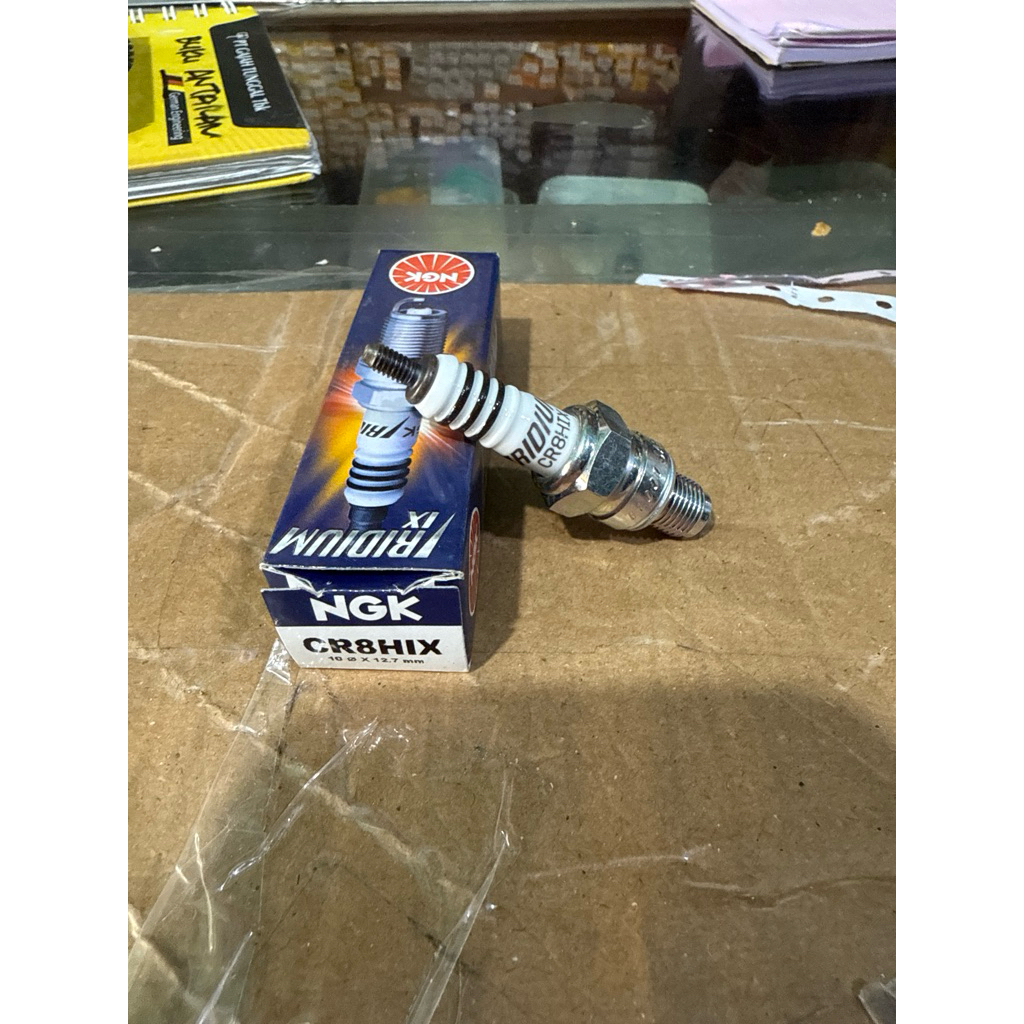 หัวเทียน NGK CR8HIX*