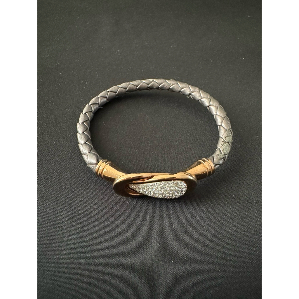 กําไลข้อมือคริสตัลหนัง Pave