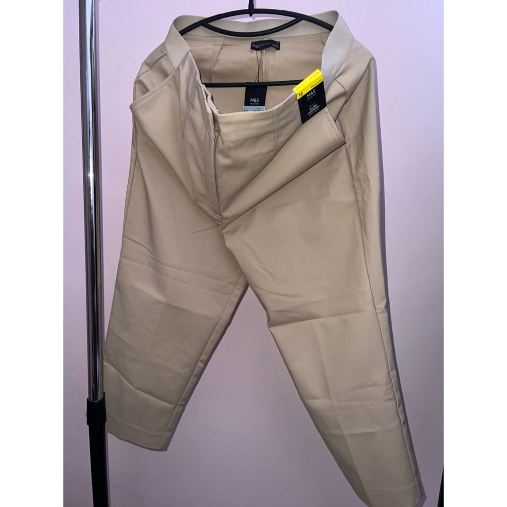 ใหม่ WITH TAG MARK AND SPENCER SLIM CROPPED HIGH RISE REGULAR SIZE 16