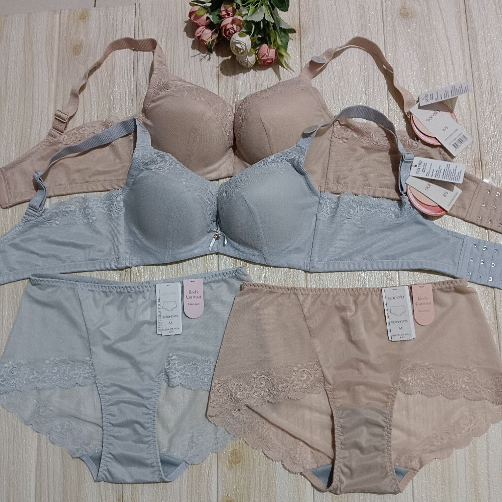Sorella Bra Adored Charm One Set Bra+panty โฟมหนา S 29796 Size 34 B