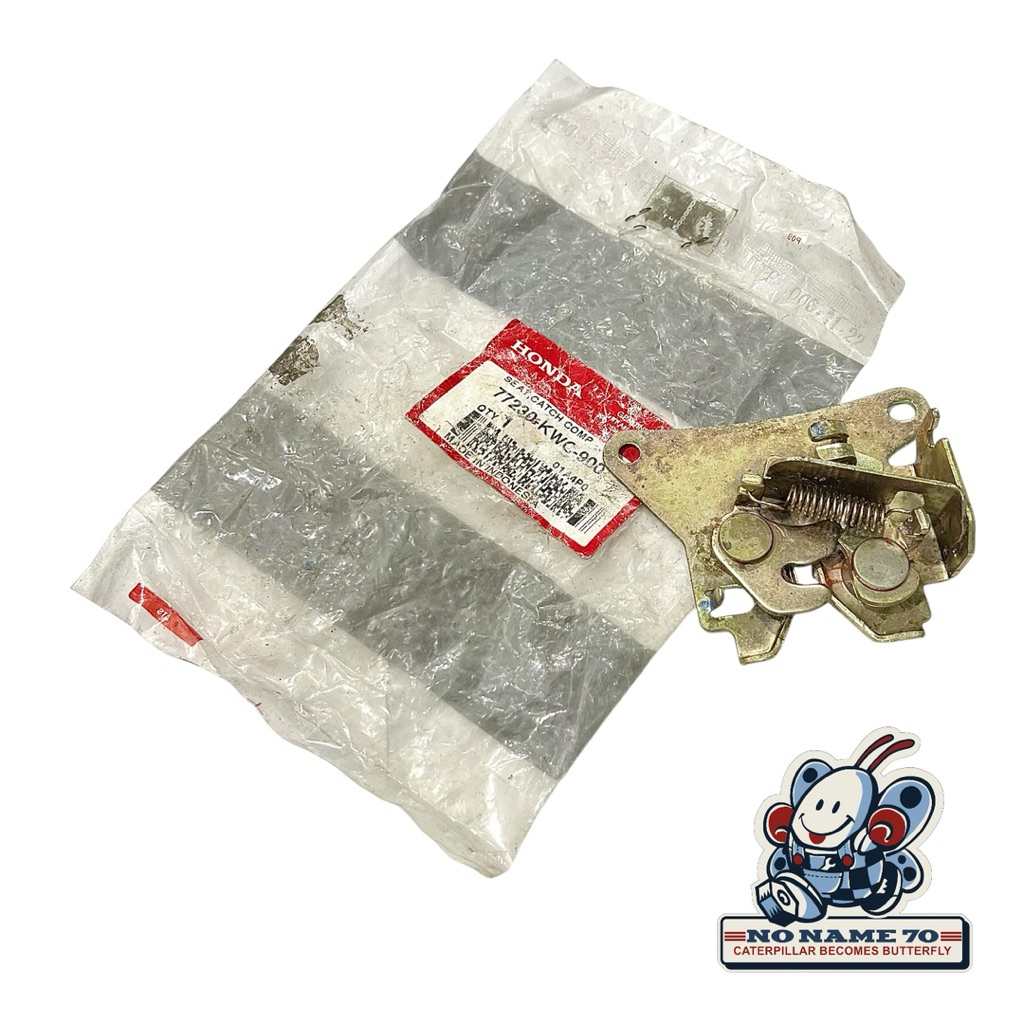 77230-KWC-900 Original Honda CS1 CS One Seat Lock Opposite Bracket
