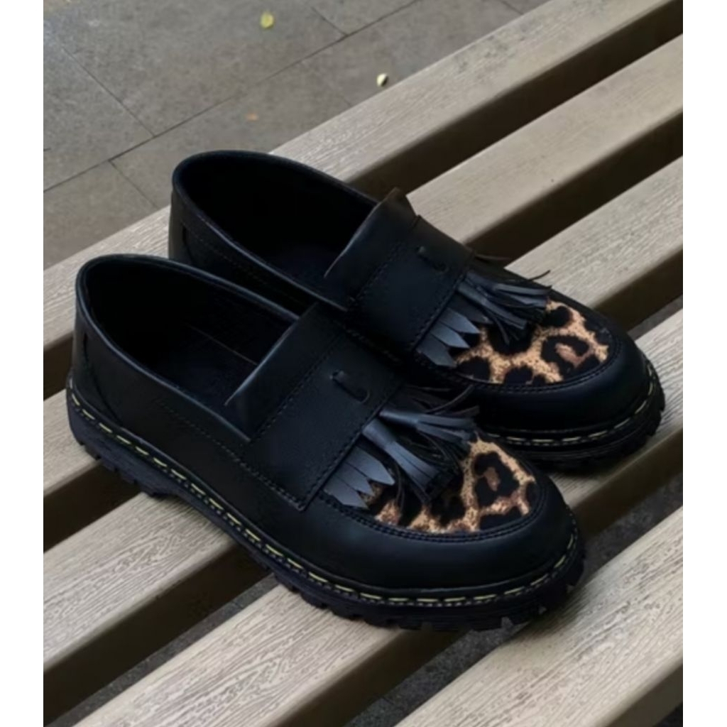 รองเท้าทางการ Docmart lofers เสือดาว motif สําหรับผู้ชายและผู้หญิง ลําลอง แถมกล่อง| รองเท้าผู้ชายและ