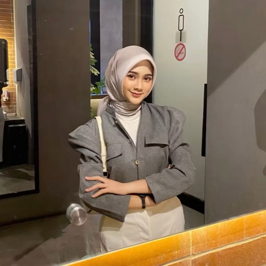 LUNELLE - เสื้อครอป Sonia Blazer - เสื้อครอปผู้หญิงสไตล์เกาหลีล่าสุด