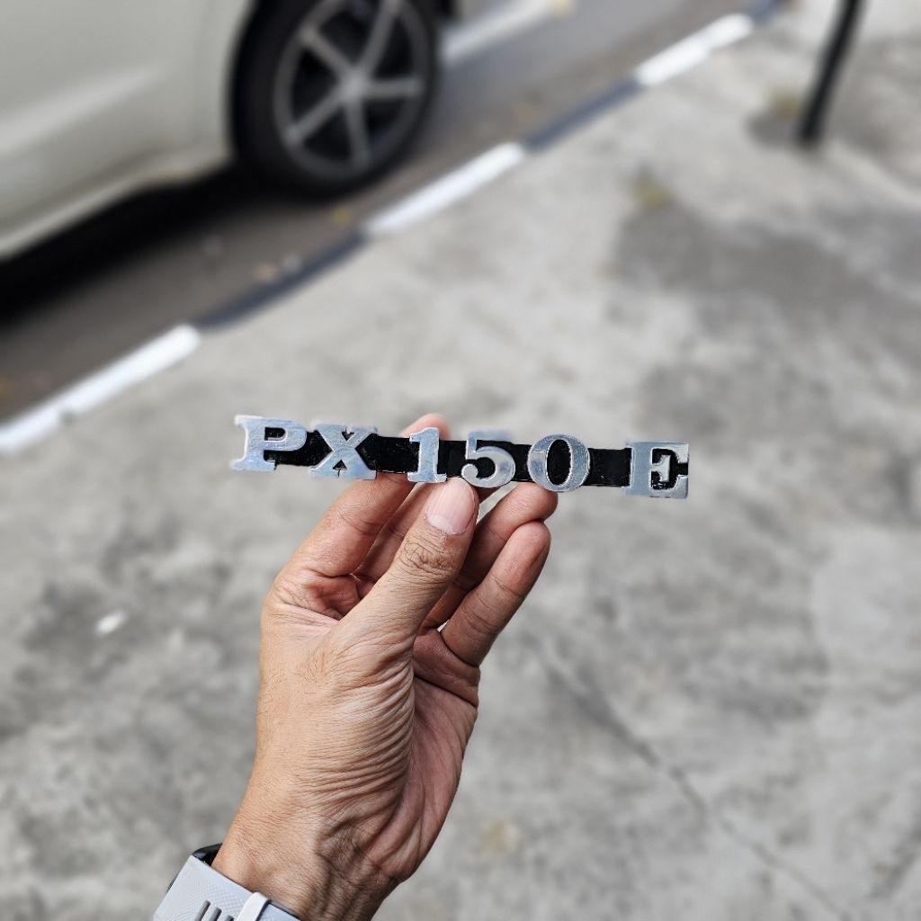 Emblem tepong Vespa px series Vespa Px150 Px200 P150S