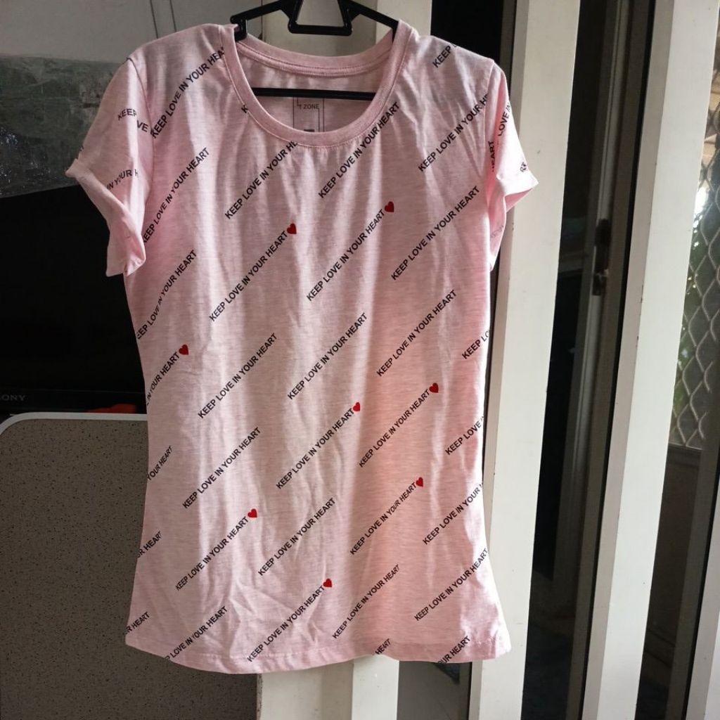 เสื้อยืดผู้หญิง Preloved Original Tzone