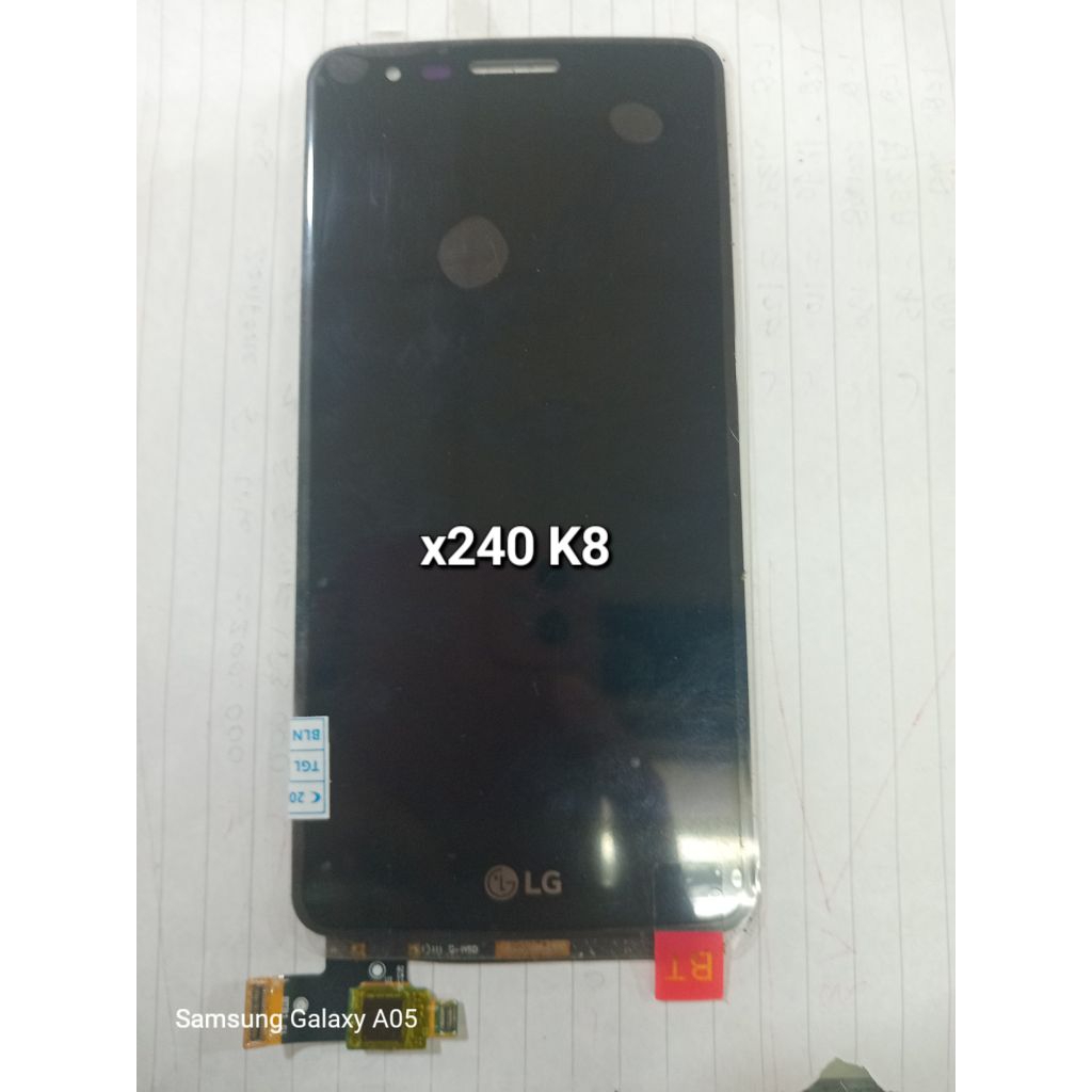 Lcd Lg x240 k8******